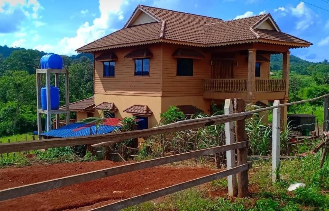 Terre De Lumiere Bed & Breakfast Sen Monorom Exterior photo